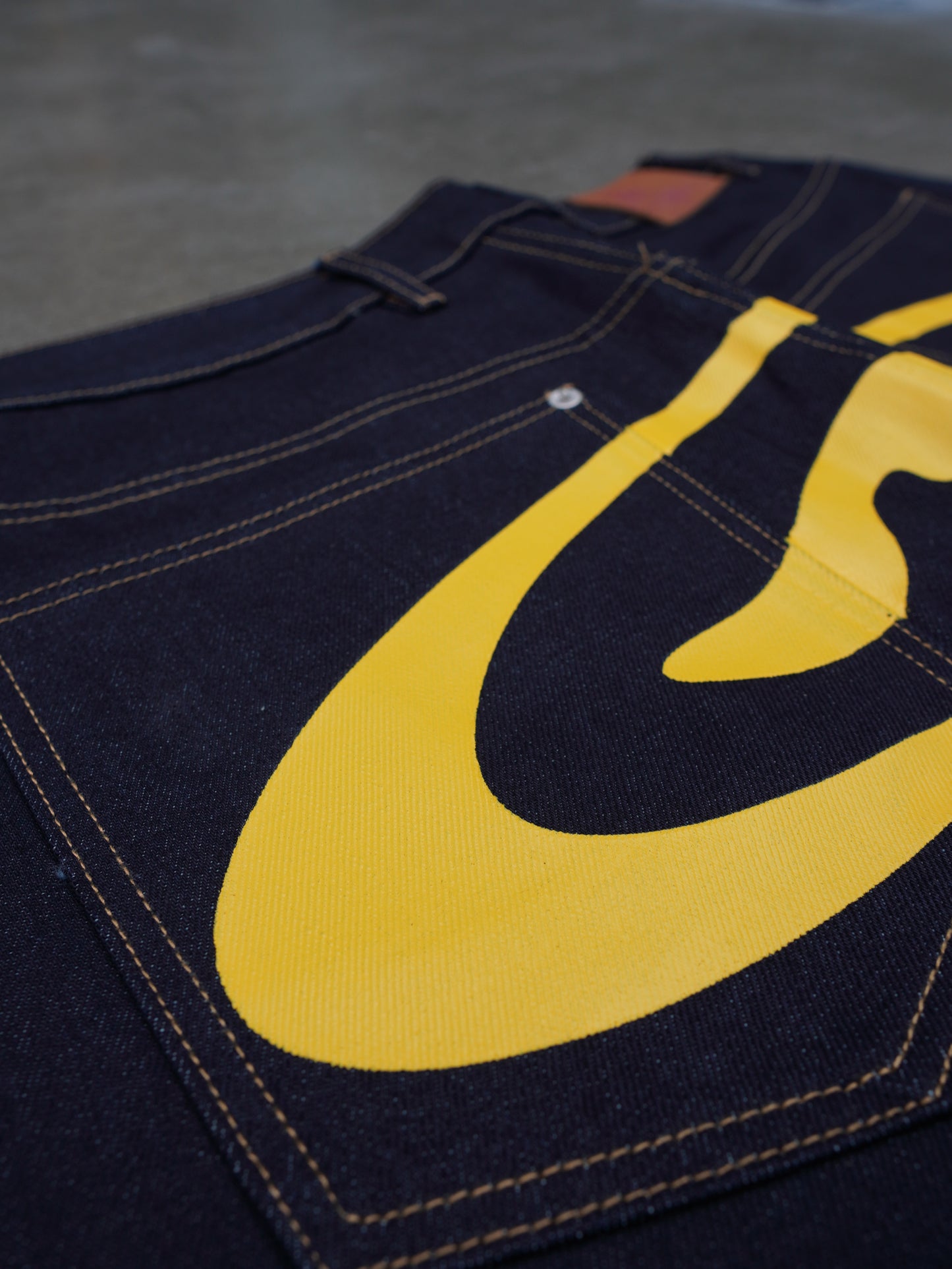raw denim balloon jeans "yellow"