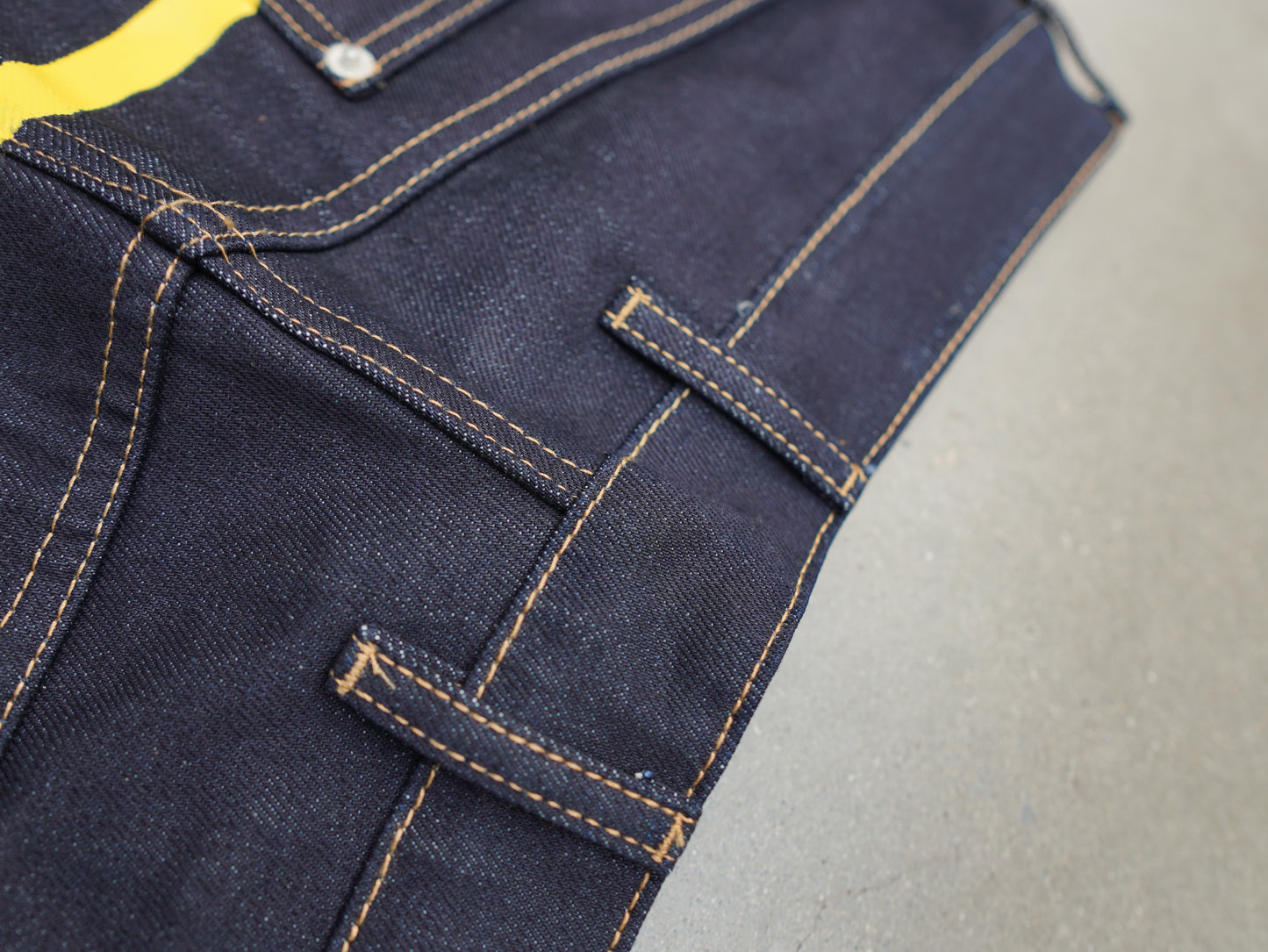 raw denim balloon jeans "yellow"