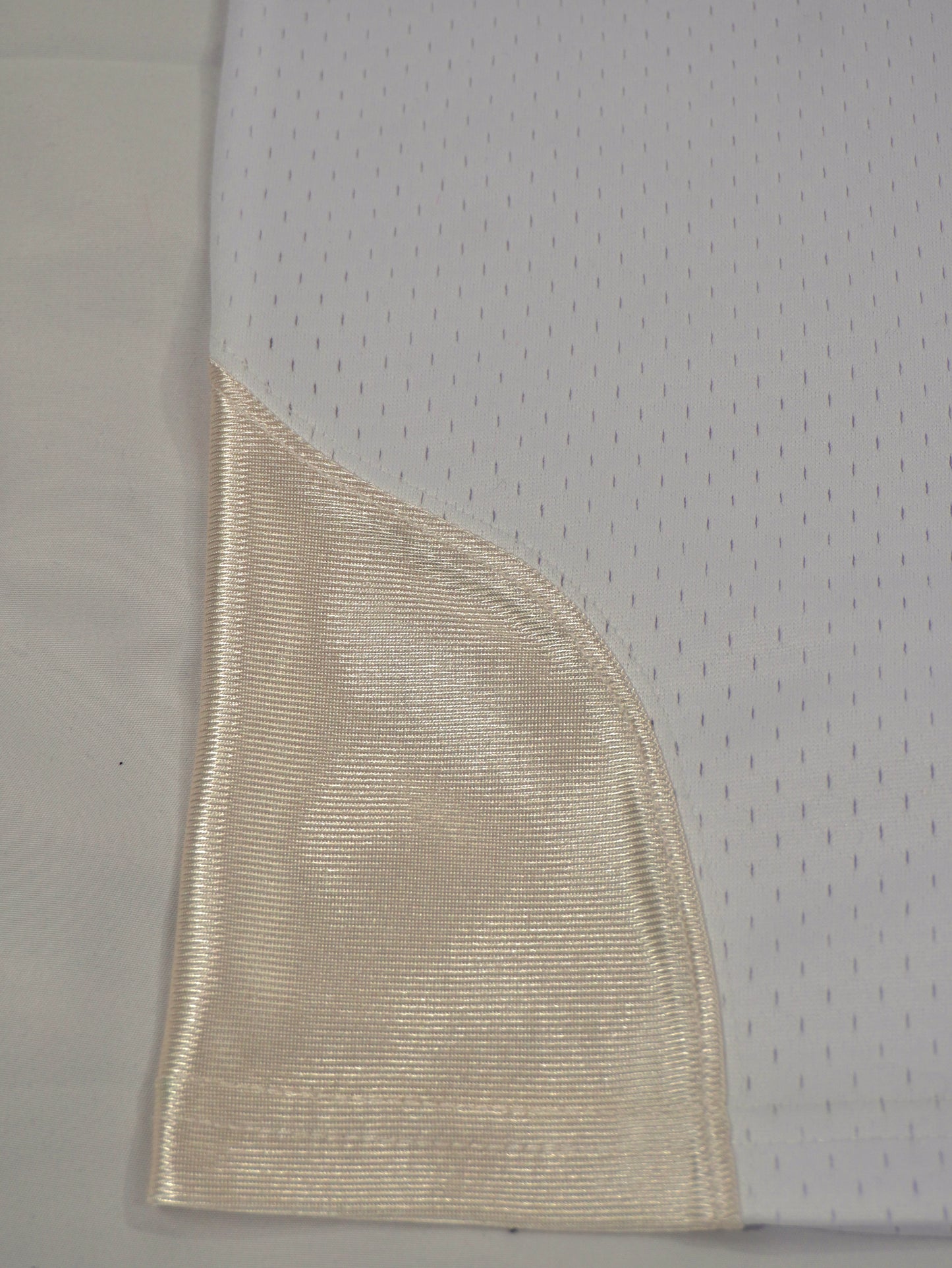 mocheen/blncs football jersey "pink ivory"